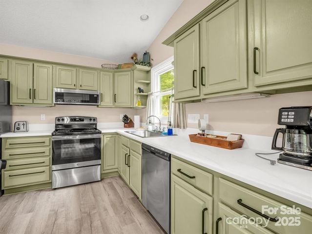 119 Celestial Way, Mill Spring, NC 28756