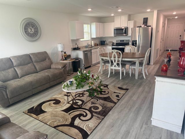 157 Benjamin Dr, Thibodaux, LA 70301