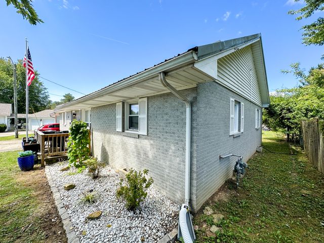 103 Fletcher Drive, London, KY 40741