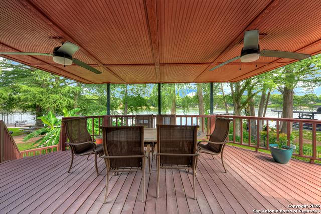 1321 E Zipp, New Braunfels, TX 78130