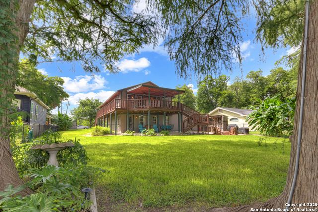 1321 E Zipp, New Braunfels, TX 78130