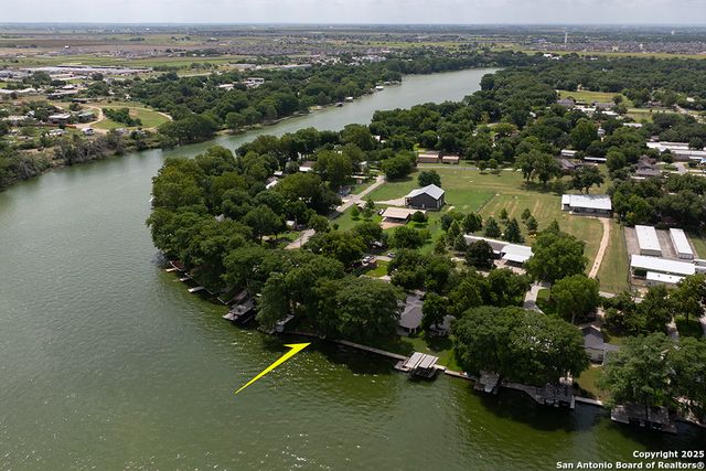 1321 E Zipp, New Braunfels, TX 78130