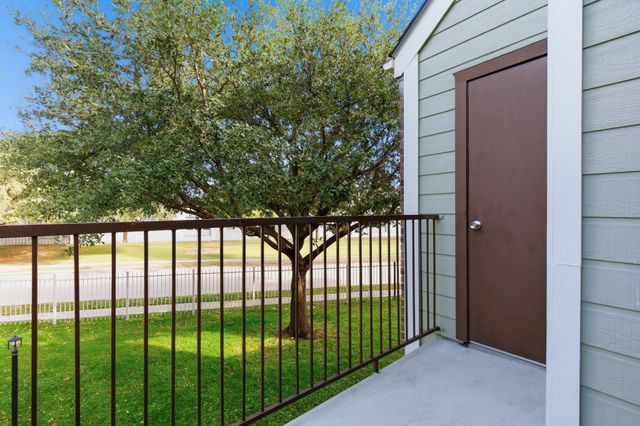 3101 Sondra Drive 201, Fort Worth, TX 76107