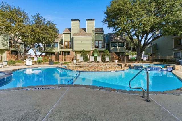 3101 Sondra Drive 201, Fort Worth, TX 76107