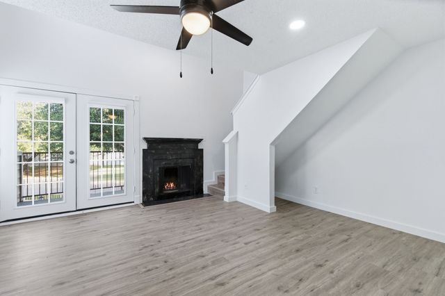 3101 Sondra Drive 201, Fort Worth, TX 76107