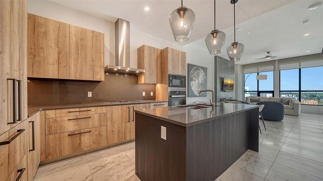 33 S PALM AVENUE 804, Sarasota, FL 34236