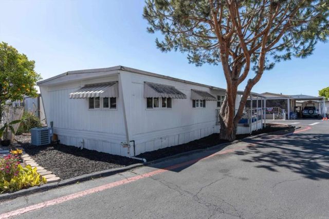 1515 Capalina 7, San Marcos, CA 92069