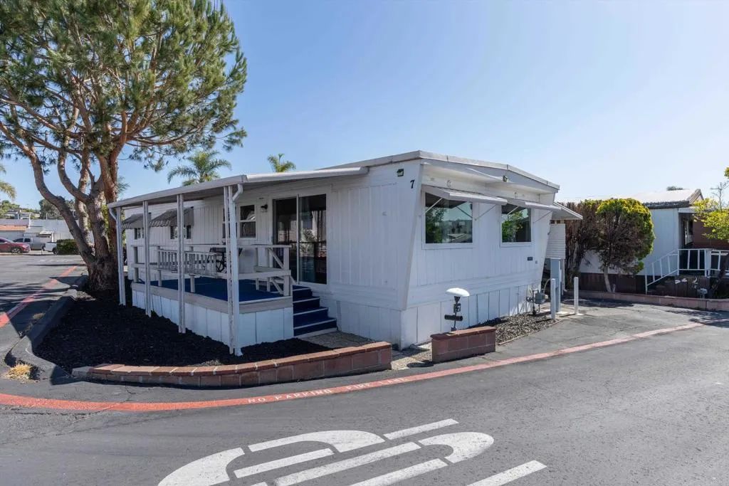 1515 Capalina 7, San Marcos, CA 92069
