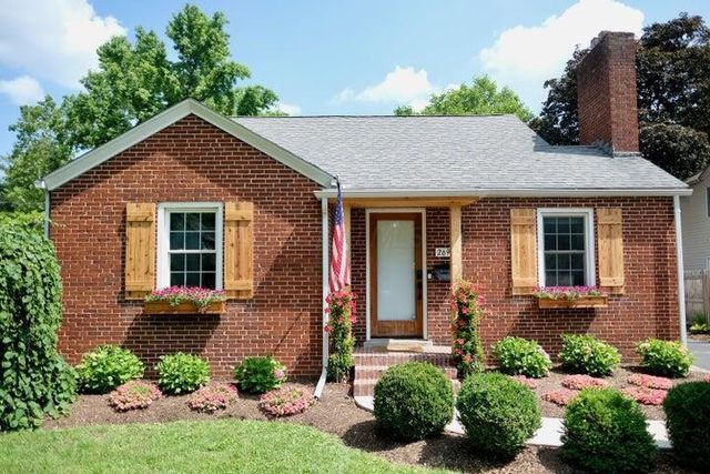 2698 Ruhl Avenue, Columbus, OH 43209