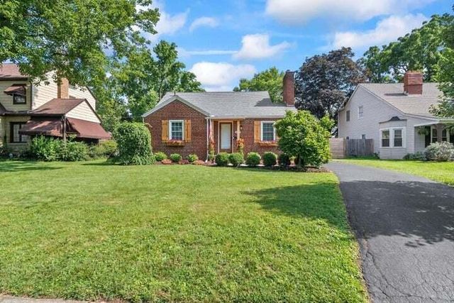 2698 Ruhl Avenue, Columbus, OH 43209