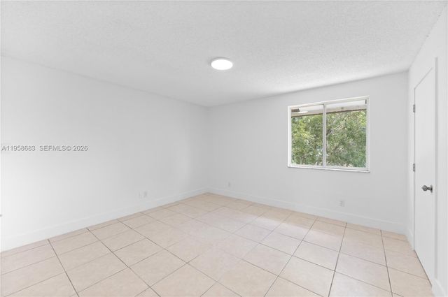 998 SW 8th Place, Florida City, FL 33034