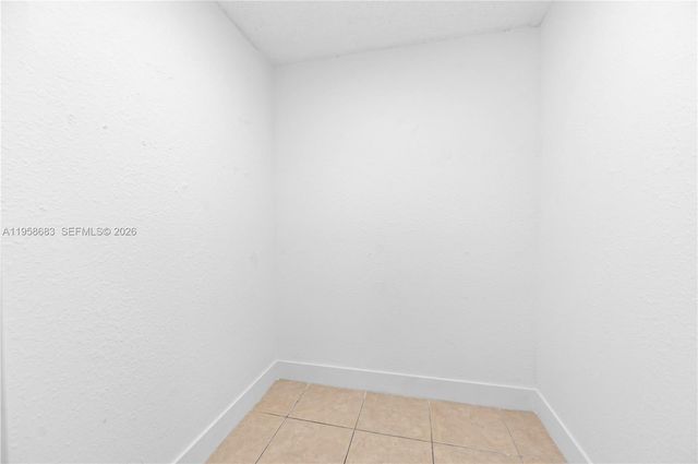 998 SW 8th Place, Florida City, FL 33034