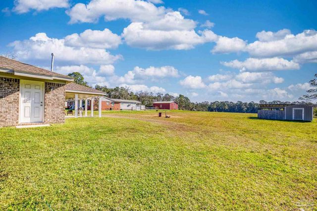 8022 Eight Mile Creek Rd, Pensacola, FL 32526