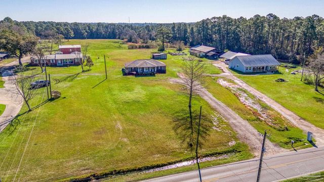 8022 Eight Mile Creek Rd, Pensacola, FL 32526