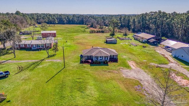 8022 Eight Mile Creek Rd, Pensacola, FL 32526
