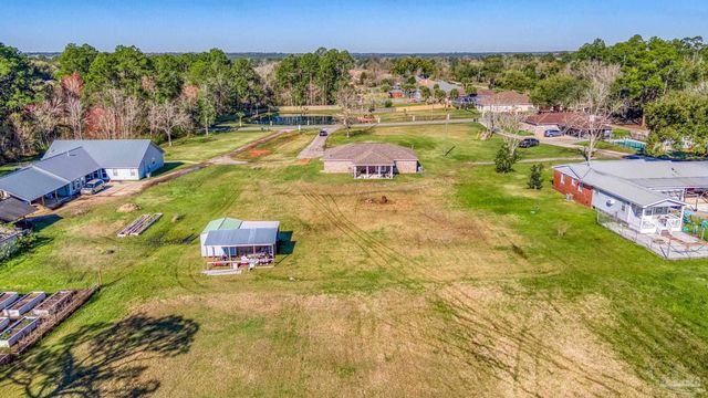 8022 Eight Mile Creek Rd, Pensacola, FL 32526