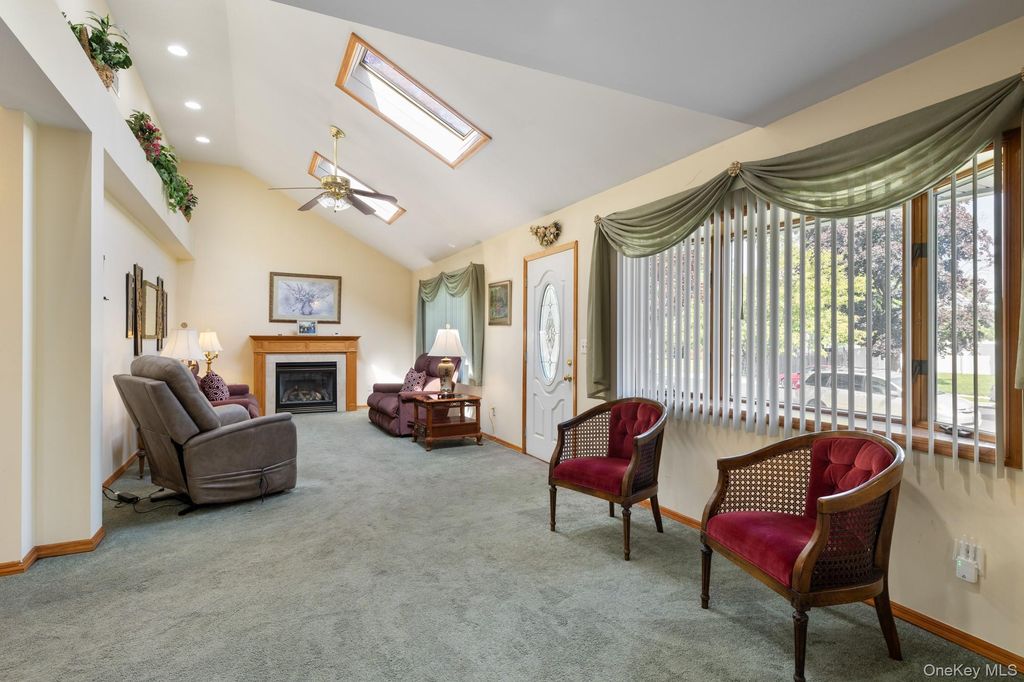 3848 Cordwood Lane, Seaford, NY 11783 — photo 3