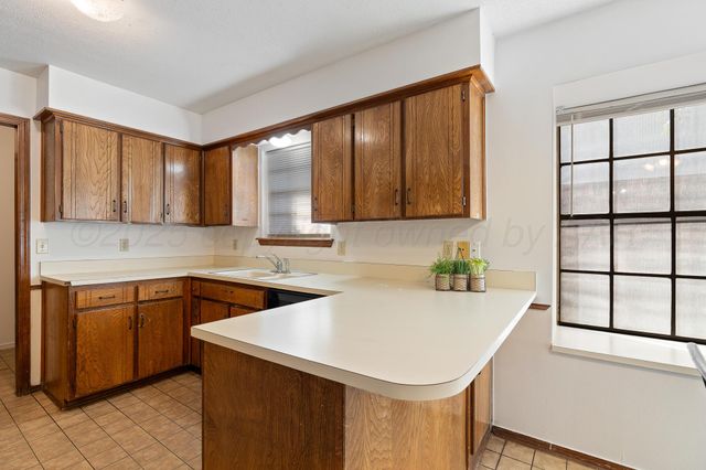 5819 WINKLER Drive, Amarillo, TX 79109