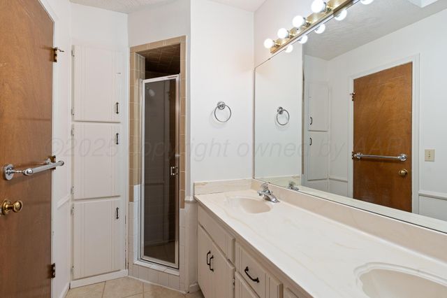 5819 WINKLER Drive, Amarillo, TX 79109