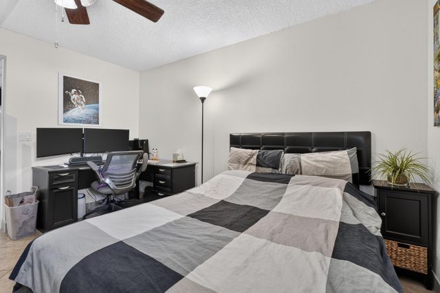 1036 US Highway 1 121, North Palm Beach, FL 33408