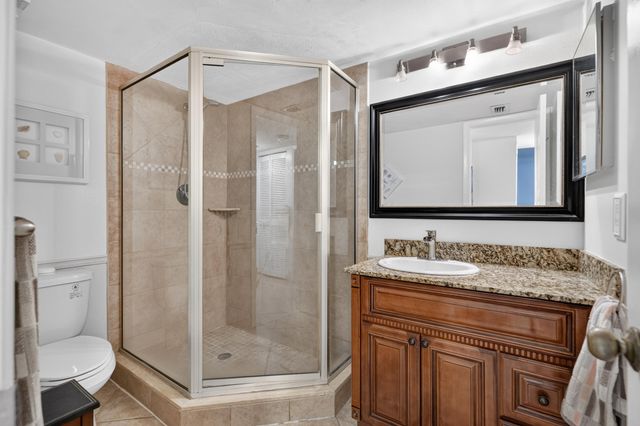 1036 US Highway 1 121, North Palm Beach, FL 33408