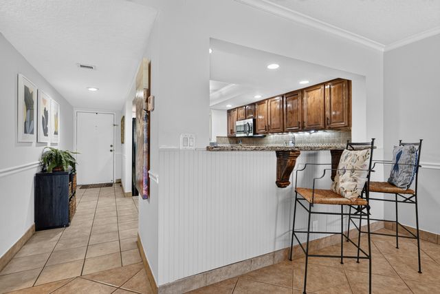 1036 US Highway 1 121, North Palm Beach, FL 33408