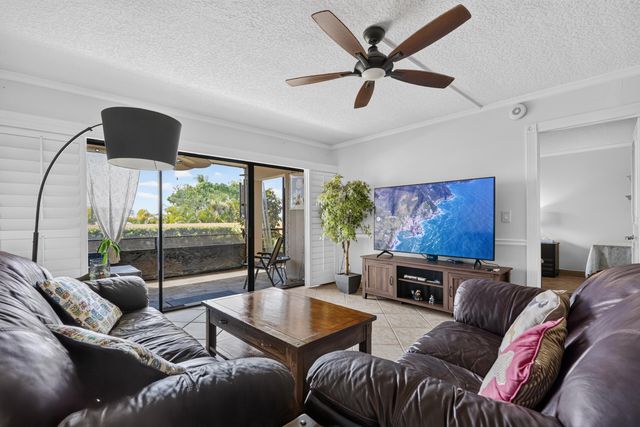 1036 US Highway 1 121, North Palm Beach, FL 33408
