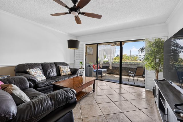 1036 US Highway 1 121, North Palm Beach, FL 33408
