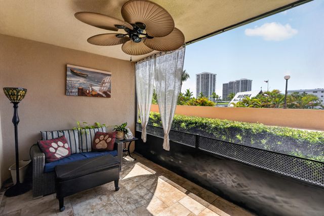 1036 US Highway 1 121, North Palm Beach, FL 33408