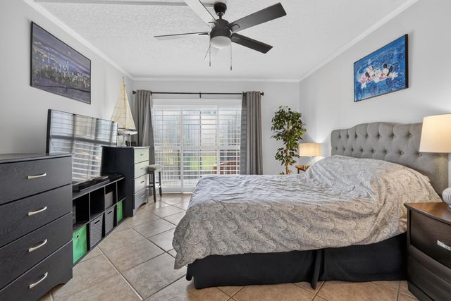 1036 US Highway 1 121, North Palm Beach, FL 33408