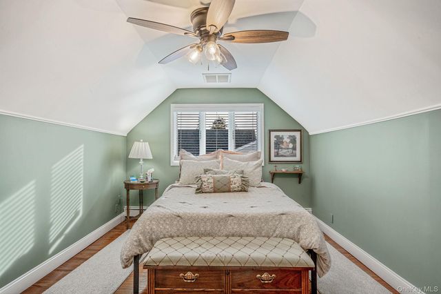 3 Walnut Place, North Massapequa, NY 11758