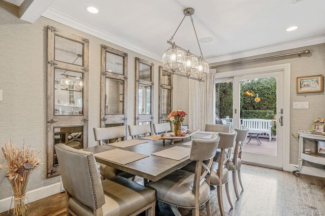 3 Walnut Place, North Massapequa, NY 11758