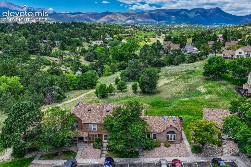 454 Rolling Hills Drive, Colorado Springs, CO 80919 — photo 2