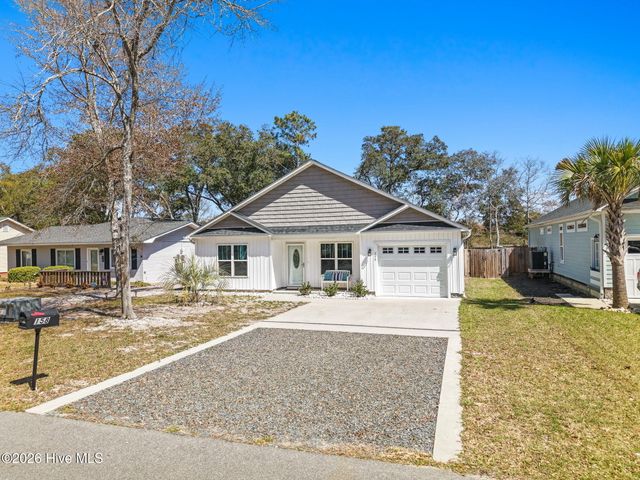 158 NW 1st Street, Oak Island, NC 28465