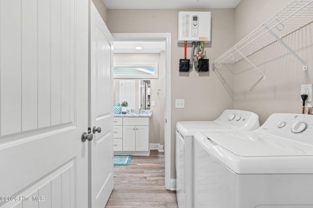 158 NW 1st Street, Oak Island, NC 28465