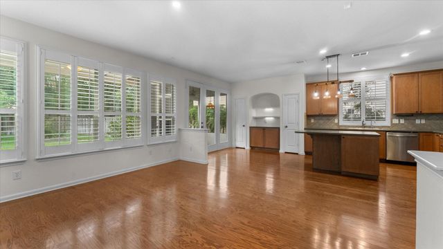7 Cloud Bank Place, The Woodlands, TX 77382