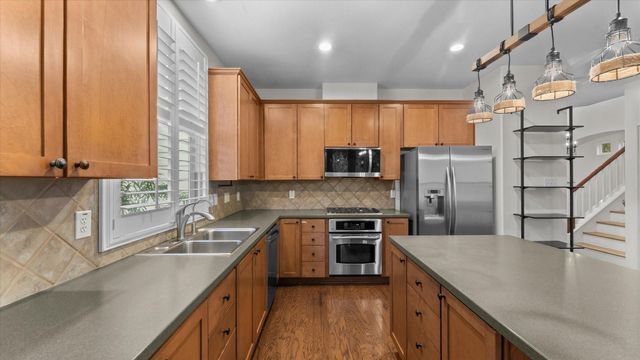 7 Cloud Bank Place, The Woodlands, TX 77382