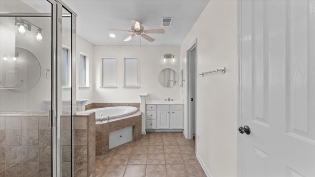 7 Cloud Bank Place, The Woodlands, TX 77382