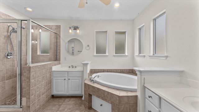 7 Cloud Bank Place, The Woodlands, TX 77382