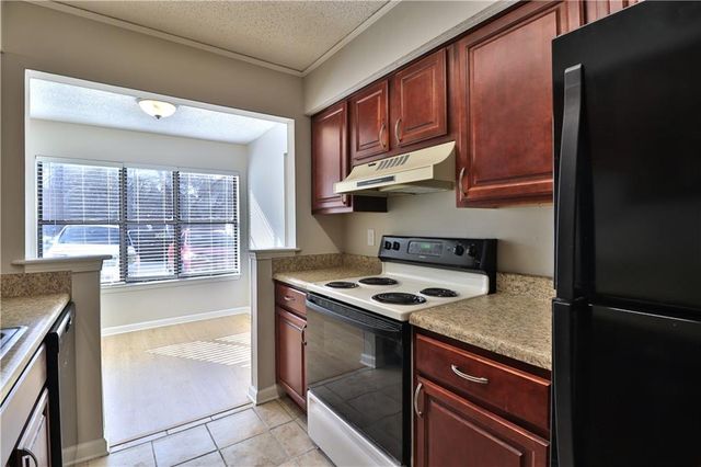 1412 Huntingdon Chase, Sandy Springs, GA 30350