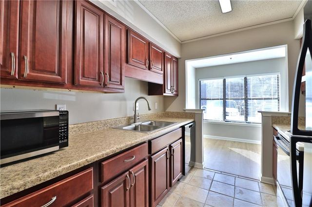 1412 Huntingdon Chase, Sandy Springs, GA 30350