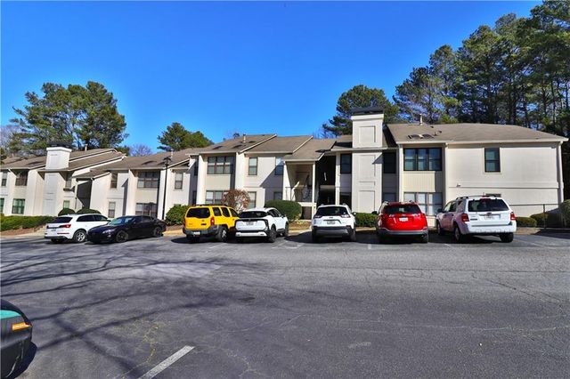 1412 Huntingdon Chase, Sandy Springs, GA 30350