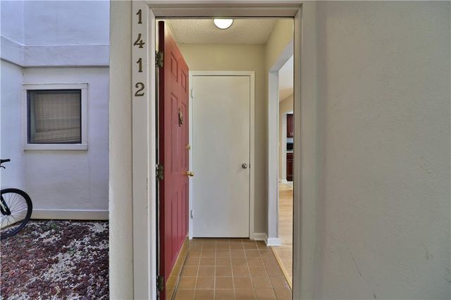 1412 Huntingdon Chase, Sandy Springs, GA 30350