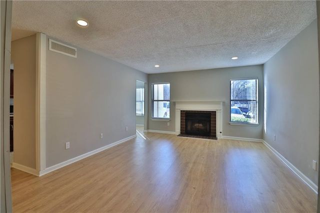 1412 Huntingdon Chase, Sandy Springs, GA 30350