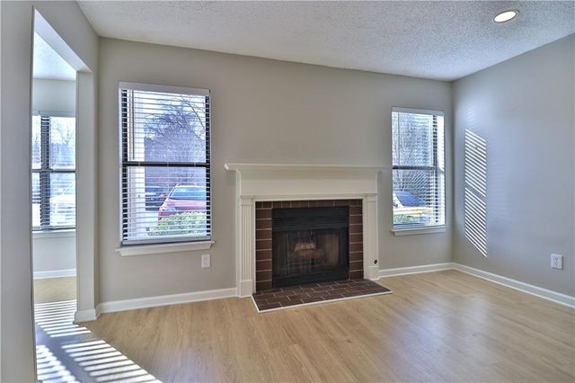 1412 Huntingdon Chase, Sandy Springs, GA 30350