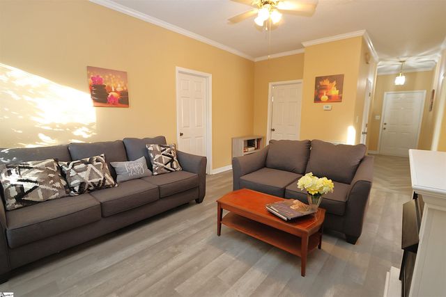 119 Heritage Lake Forest Drive, Spartanburg, SC 29307