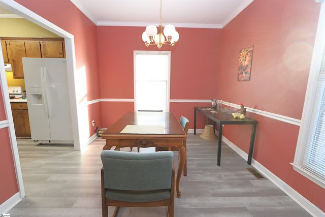 119 Heritage Lake Forest Drive, Spartanburg, SC 29307