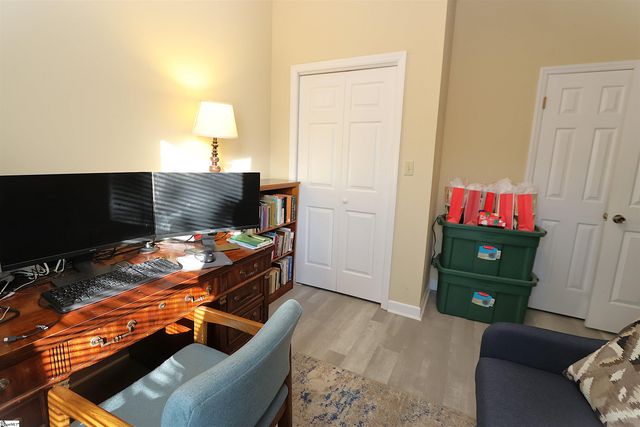 119 Heritage Lake Forest Drive, Spartanburg, SC 29307