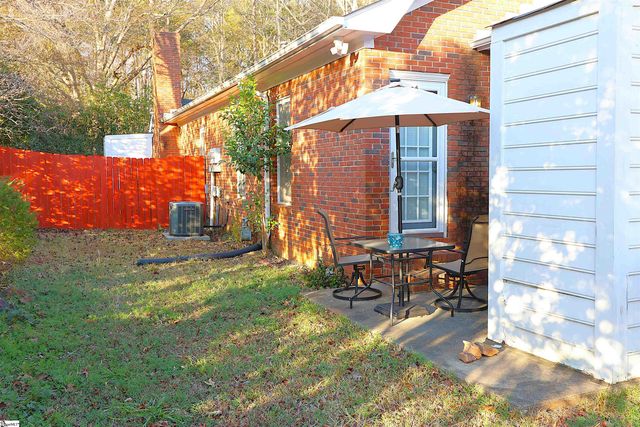 119 Heritage Lake Forest Drive, Spartanburg, SC 29307