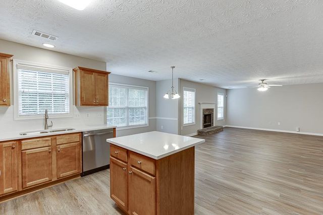 4439 Woodgate Hill Trail, Snellville, GA 30039